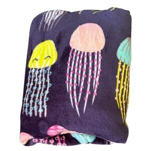 The Big One Jellyfish Oversized Plush Throw Blanket Colorful  5'x6' GIFT NEW